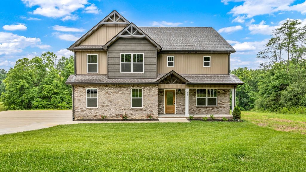 965 Palmyra Rd, Clarksville, TN 37040