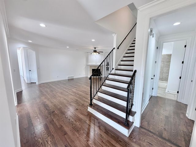1886 WYCLIFFE BLVD, Collierville, TN 38017