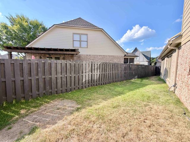 1886 WYCLIFFE BLVD, Collierville, TN 38017