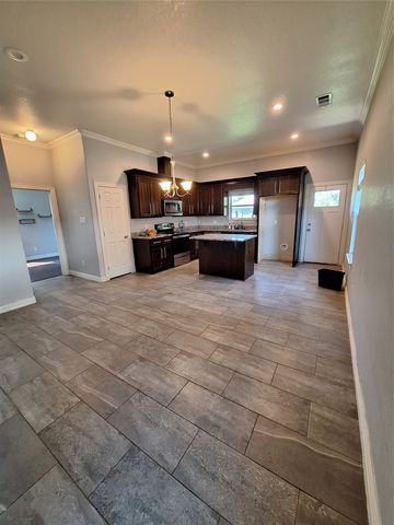 4107 Canada Drive, Dallas, TX 75212