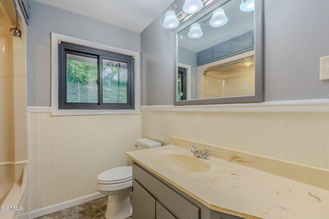 2528 & 2618 Shaler Lane, Knoxville, TN 37920