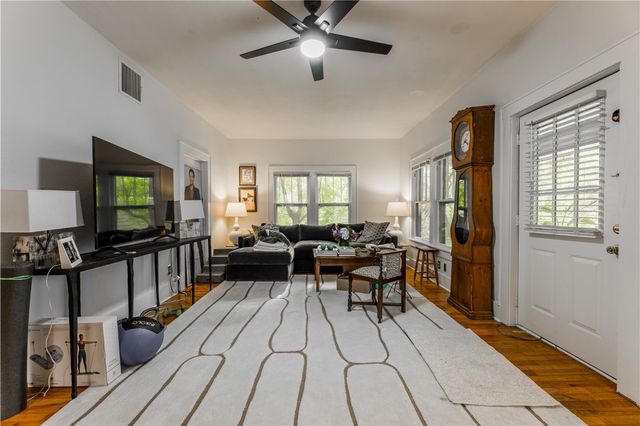 216 E Spring Street 1, 2, and 3, Fayetteville, AR 72701