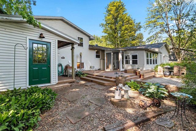 1675 KENNEDY DRIVE, Green Bay, WI 54304