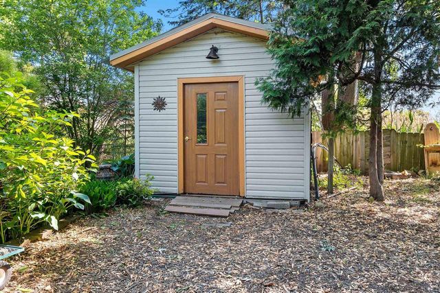 1675 KENNEDY DRIVE, Green Bay, WI 54304