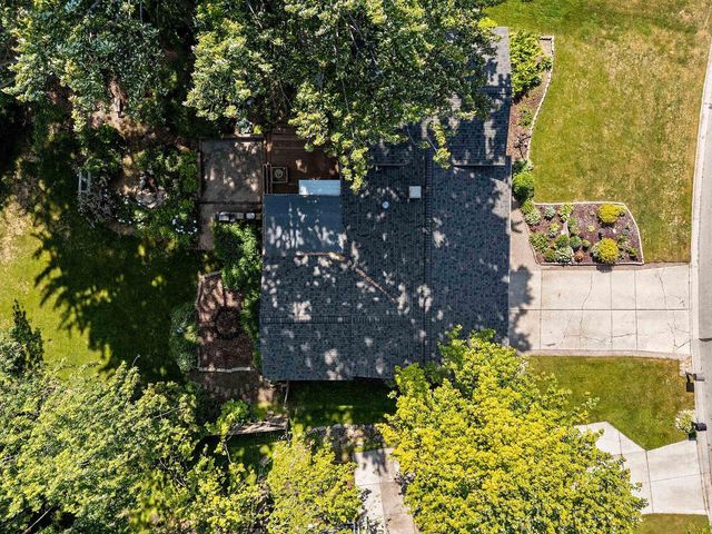 1675 KENNEDY DRIVE, Green Bay, WI 54304