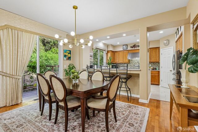 356 View Point Court, Pacifica, CA 94044