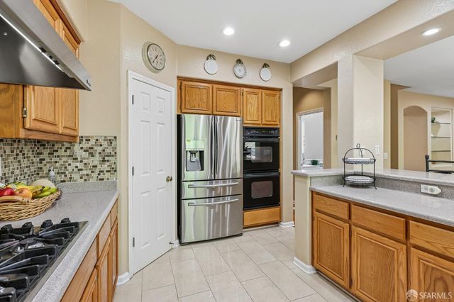 356 View Point Court, Pacifica, CA 94044