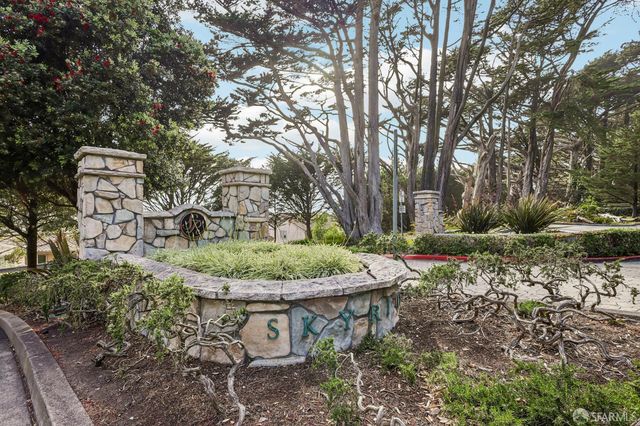 356 View Point Court, Pacifica, CA 94044