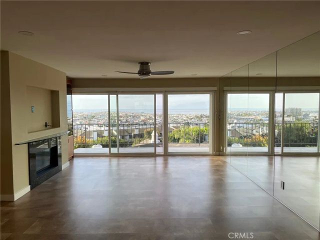 101 SCHOLZ PLAZA PH18, Newport Beach, CA 92663