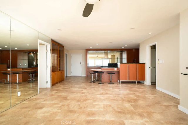 101 SCHOLZ PLAZA PH18, Newport Beach, CA 92663