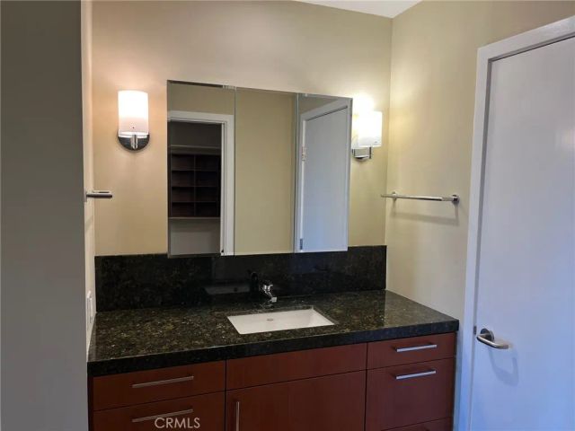 101 SCHOLZ PLAZA PH18, Newport Beach, CA 92663