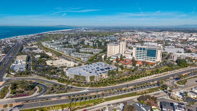 101 SCHOLZ PLAZA PH18, Newport Beach, CA 92663