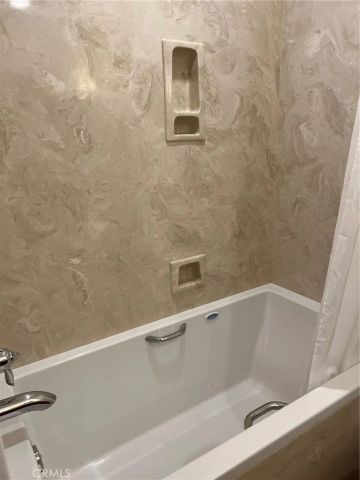 101 SCHOLZ PLAZA PH18, Newport Beach, CA 92663