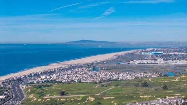 101 SCHOLZ PLAZA PH18, Newport Beach, CA 92663