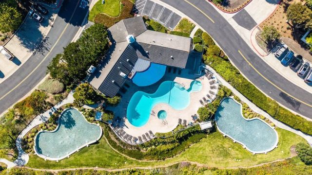 101 SCHOLZ PLAZA PH18, Newport Beach, CA 92663