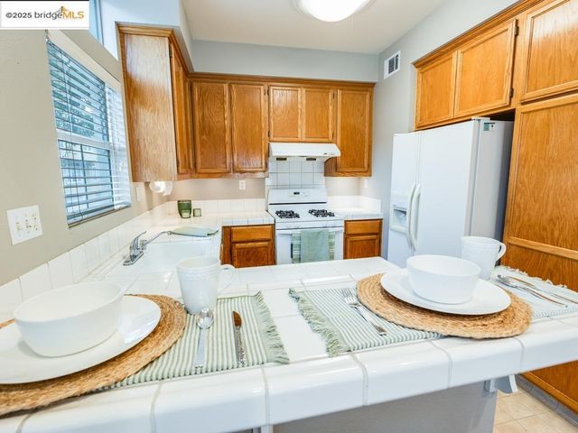 3518 Madison Cmn, Fremont, CA 94538