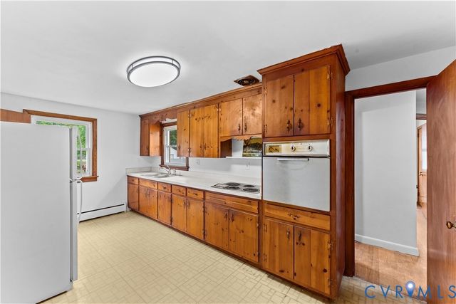 408 Wesley St, Ashland, VA 23005