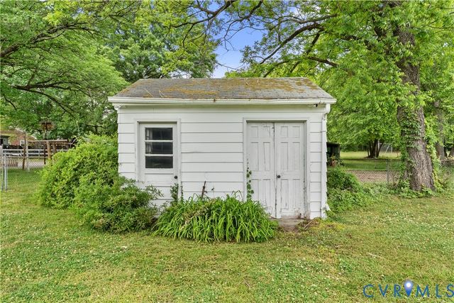 408 Wesley St, Ashland, VA 23005