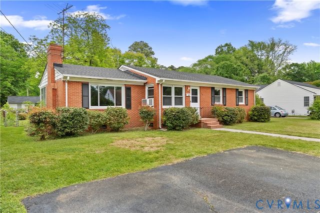 408 Wesley St, Ashland, VA 23005