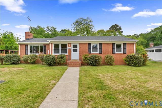 408 Wesley St, Ashland, VA 23005