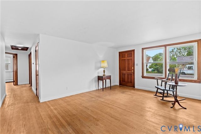 408 Wesley St, Ashland, VA 23005