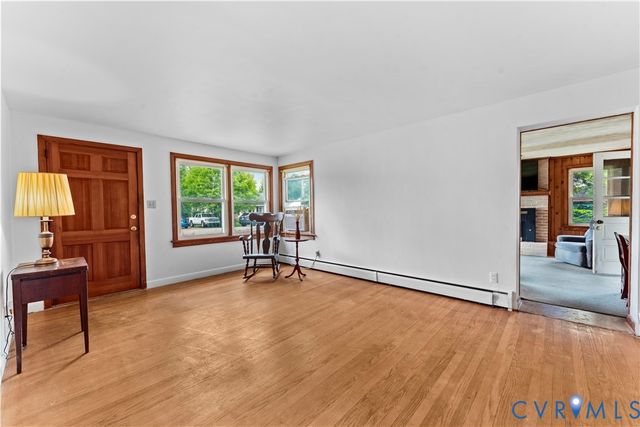 408 Wesley St, Ashland, VA 23005