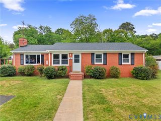 408 Wesley St, Ashland, VA 23005