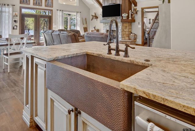 181 County Road 1505, Alba, TX 75410