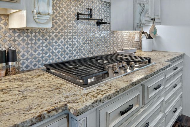 181 County Road 1505, Alba, TX 75410