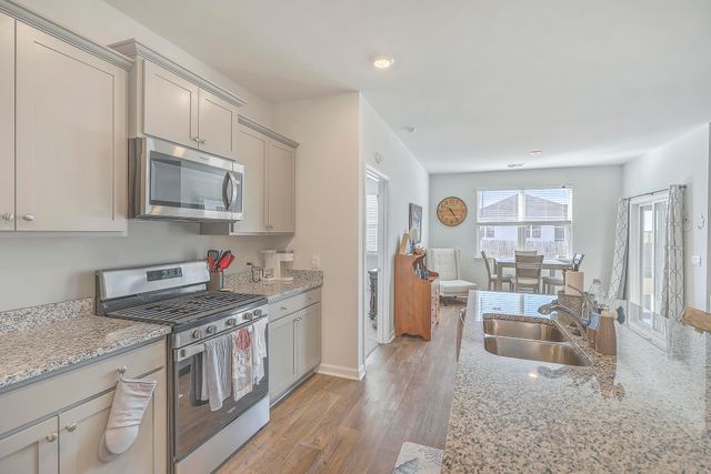 124 Lagoona Drive, Summerville, SC 29483