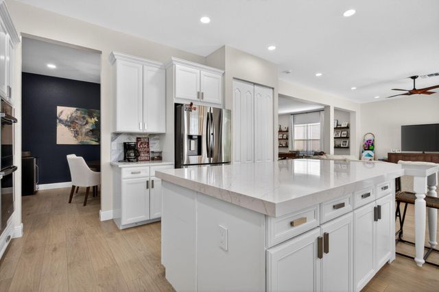 9726 Blue Isle Bay, Parkland, FL 33076