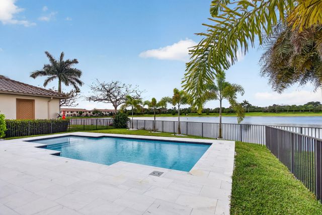 9726 Blue Isle Bay, Parkland, FL 33076