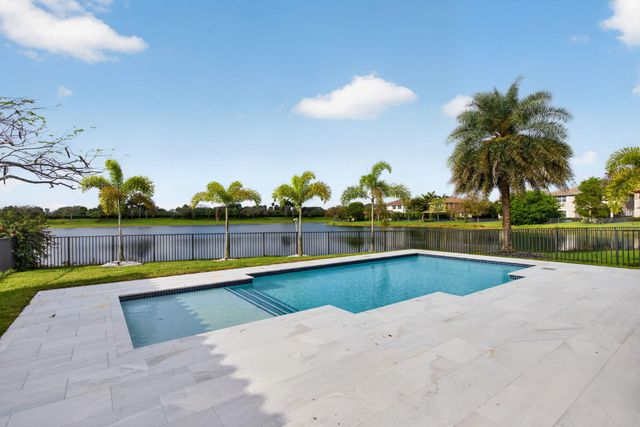 9726 Blue Isle Bay, Parkland, FL 33076