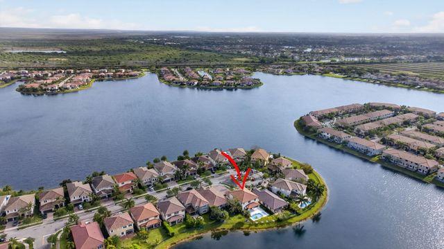 9726 Blue Isle Bay, Parkland, FL 33076