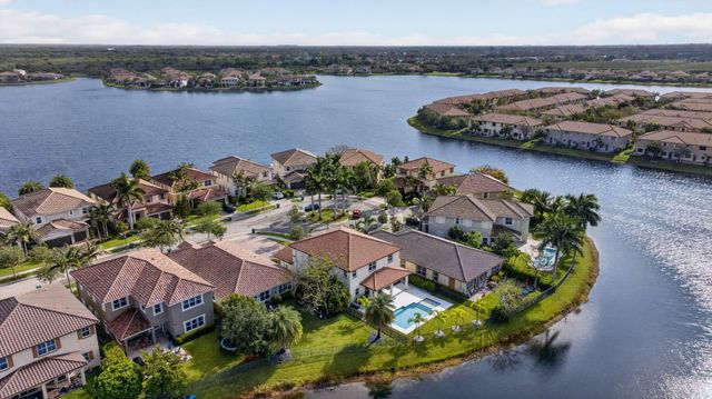 9726 Blue Isle Bay, Parkland, FL 33076