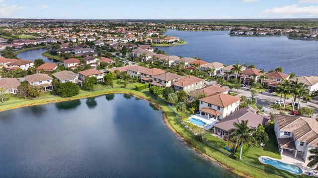 9726 Blue Isle Bay, Parkland, FL 33076