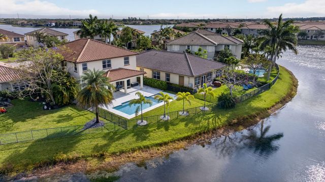 9726 Blue Isle Bay, Parkland, FL 33076