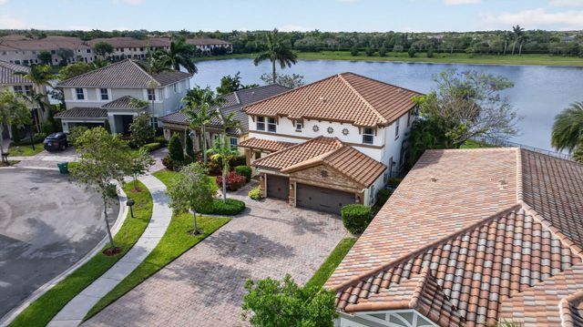 9726 Blue Isle Bay, Parkland, FL 33076
