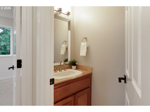 2636 PIMLICO Dr, West Linn, OR 97068