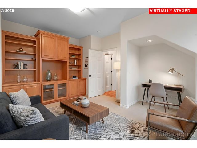 2636 PIMLICO Dr, West Linn, OR 97068