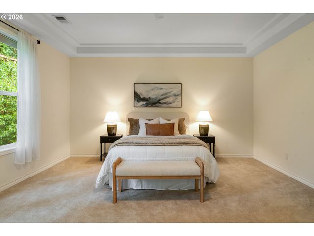 2636 PIMLICO Dr, West Linn, OR 97068