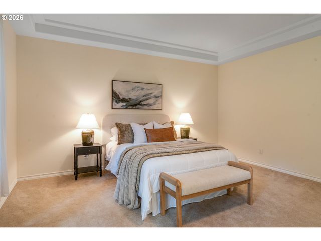 2636 PIMLICO Dr, West Linn, OR 97068