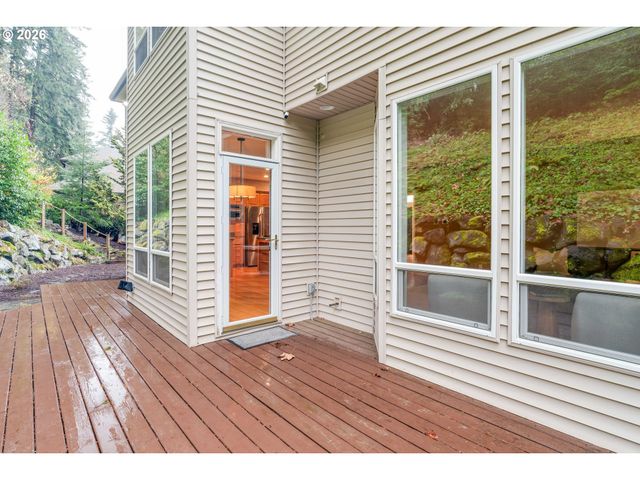 2636 PIMLICO Dr, West Linn, OR 97068