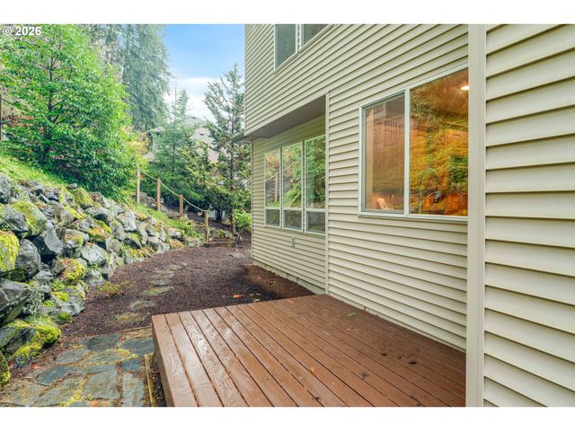 2636 PIMLICO Dr, West Linn, OR 97068
