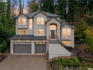2636 PIMLICO Dr, West Linn, OR 97068