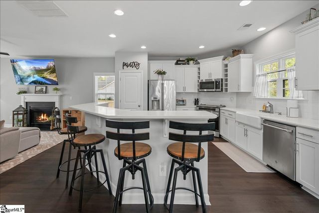 298 Avendell Drive, Easley, SC 29642