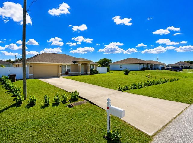 1100 NW 22ND PLACE, Cape Coral, FL 33993