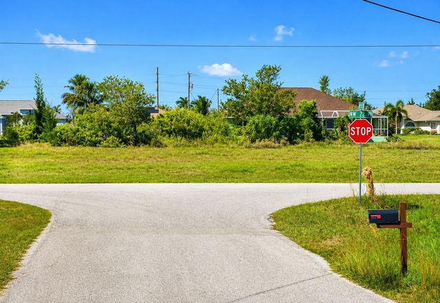 1100 NW 22ND PLACE, Cape Coral, FL 33993