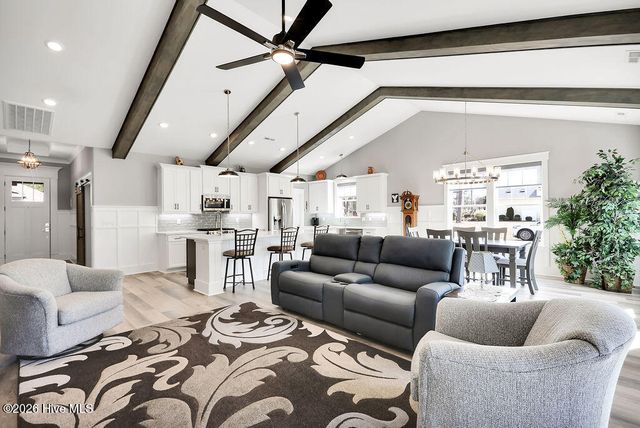 8805 Nottoway Avenue NW, Calabash, NC 28467