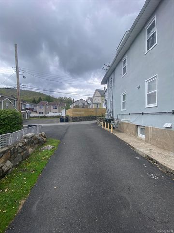 3 McCullums Lane, Highland Falls, NY 10928